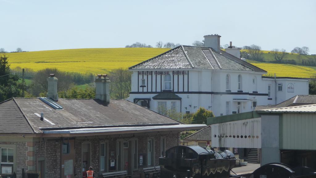 The Station Guest House Galmpton Exterior foto